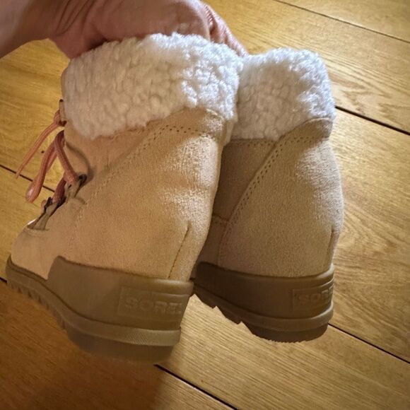 NWT Sorel Evie sued lace up platform boot 8 - Picture 5 of 7